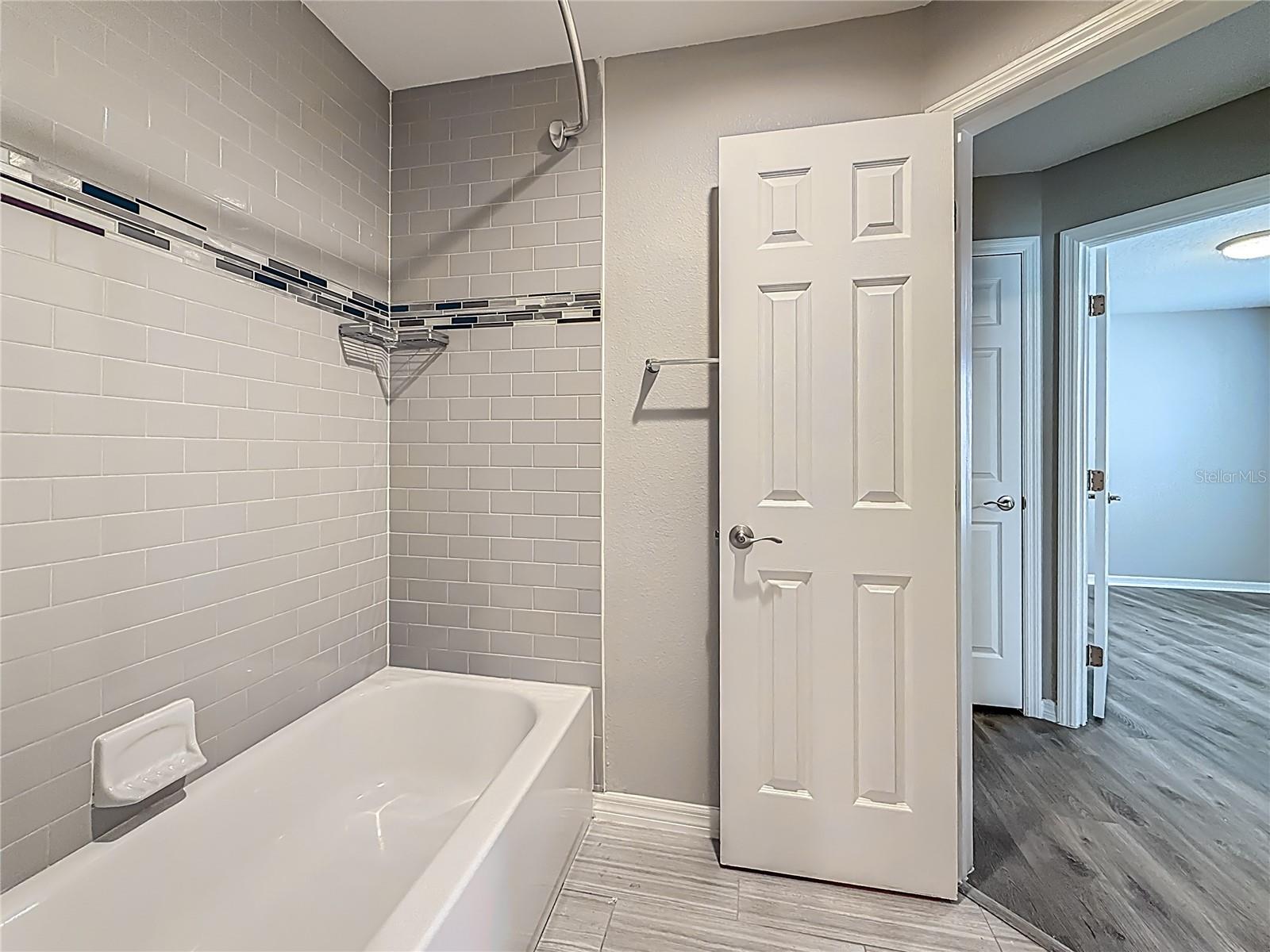 Image 41 of 80 For 11227 Thicket Court