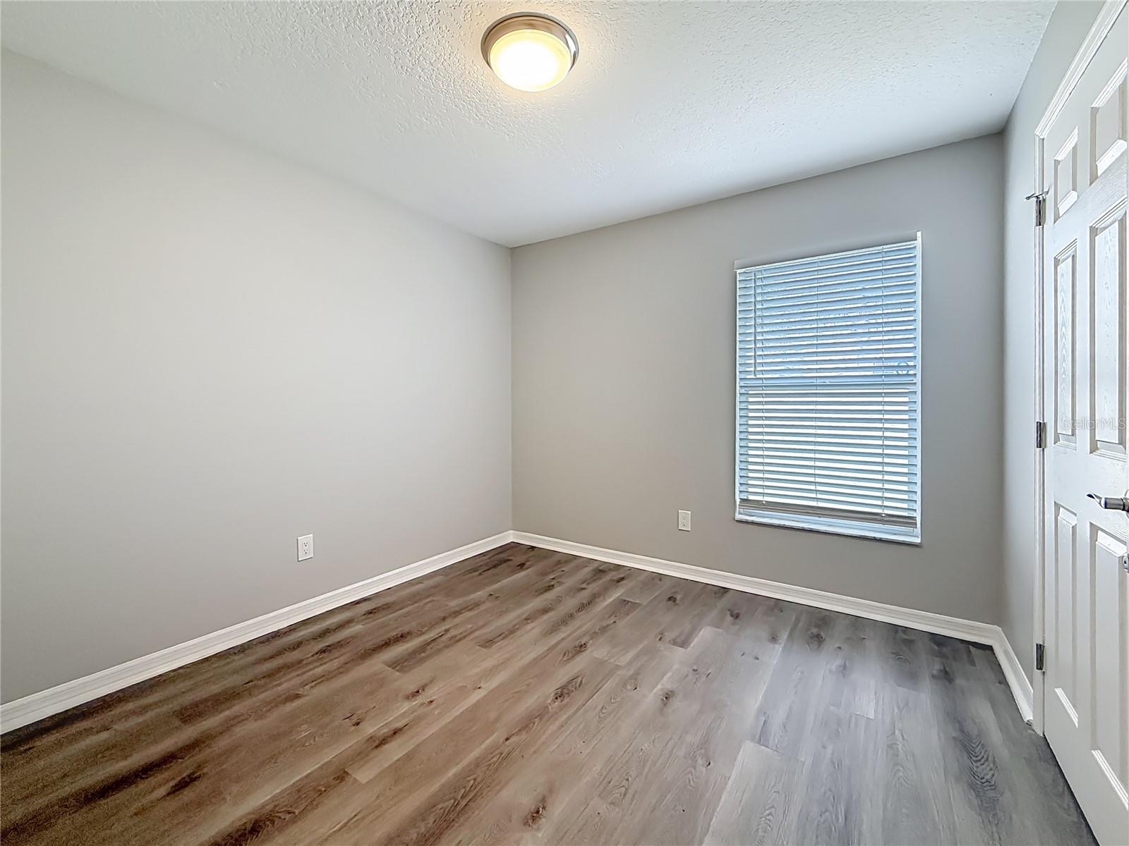 Image 42 of 80 For 11227 Thicket Court