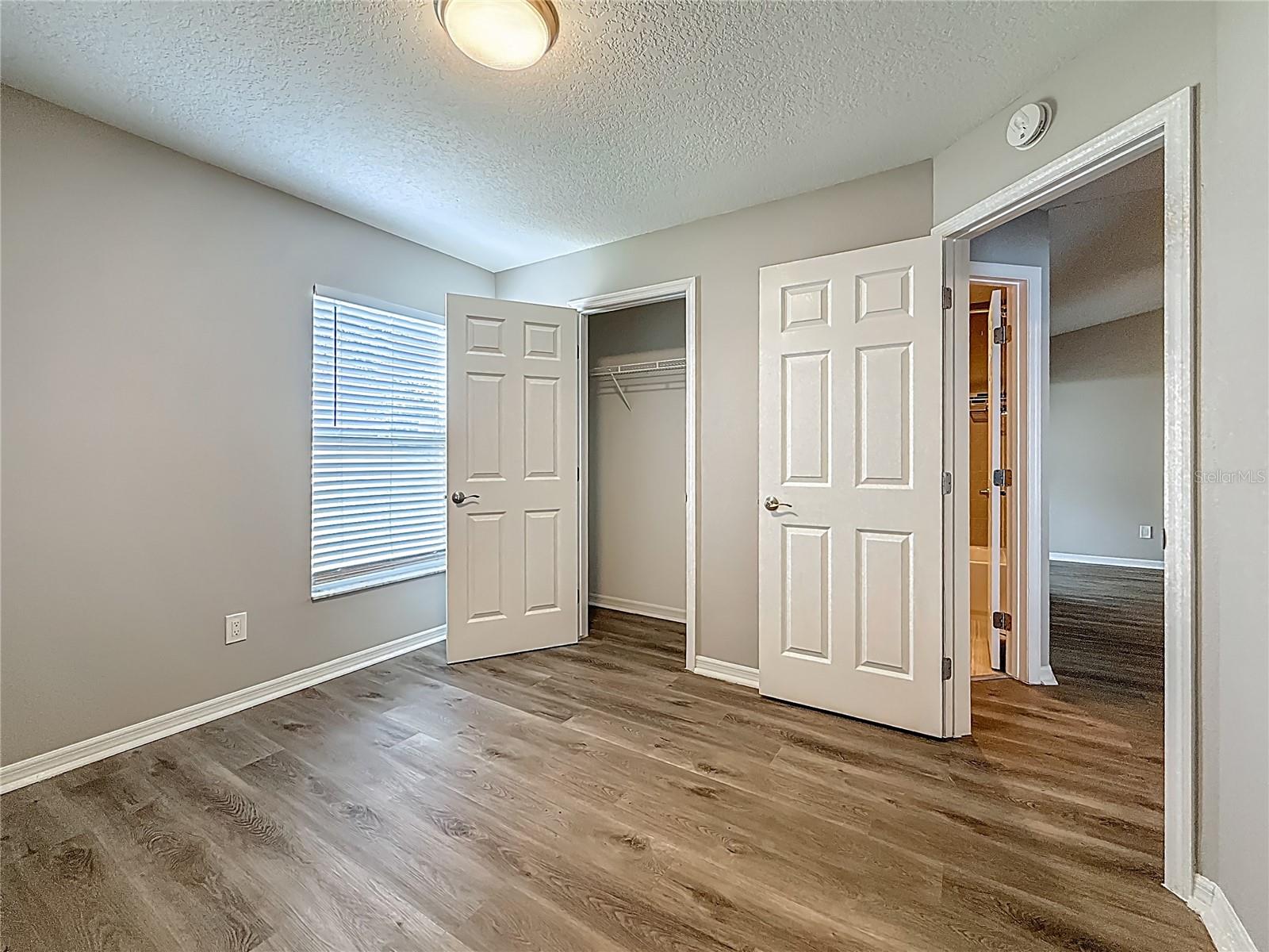 Image 43 of 80 For 11227 Thicket Court
