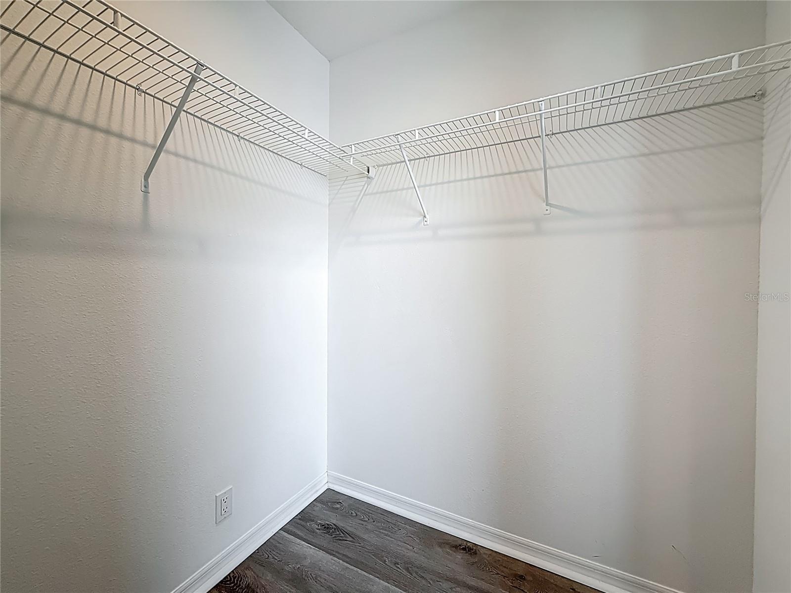 Image 51 of 80 For 11227 Thicket Court