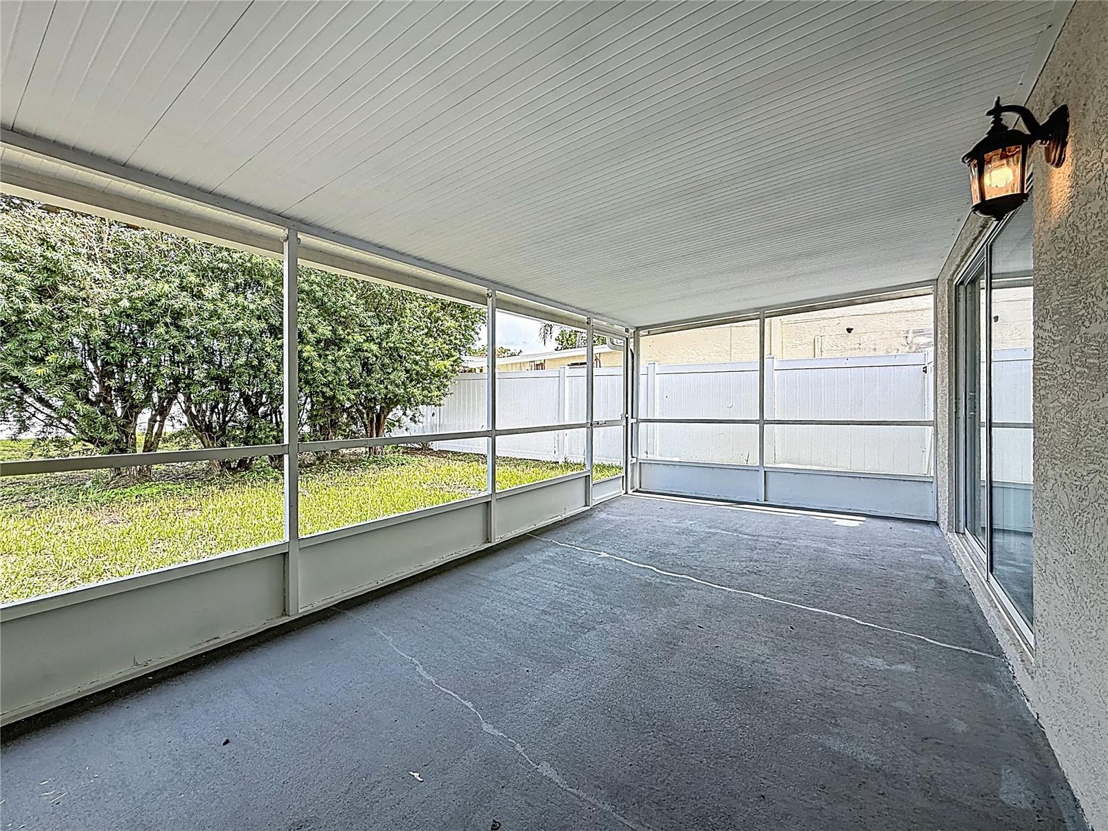 Image 60 of 80 For 11227 Thicket Court