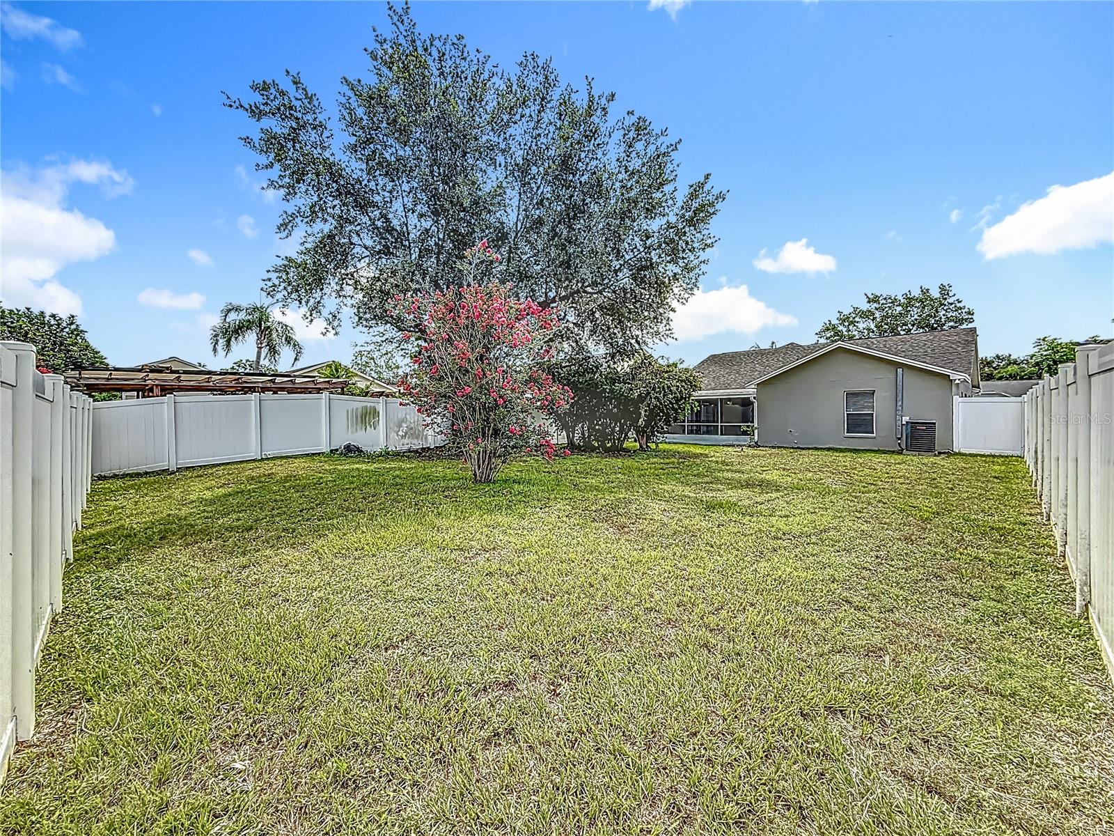 Image 68 of 80 For 11227 Thicket Court