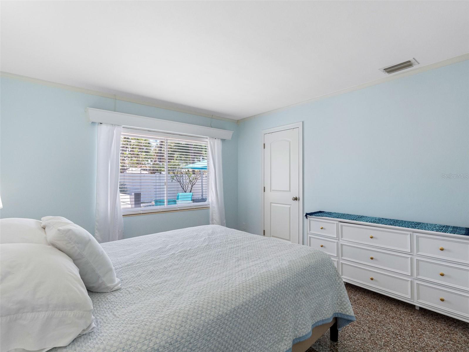 Image 16 of 24 For 429 87th Avenue