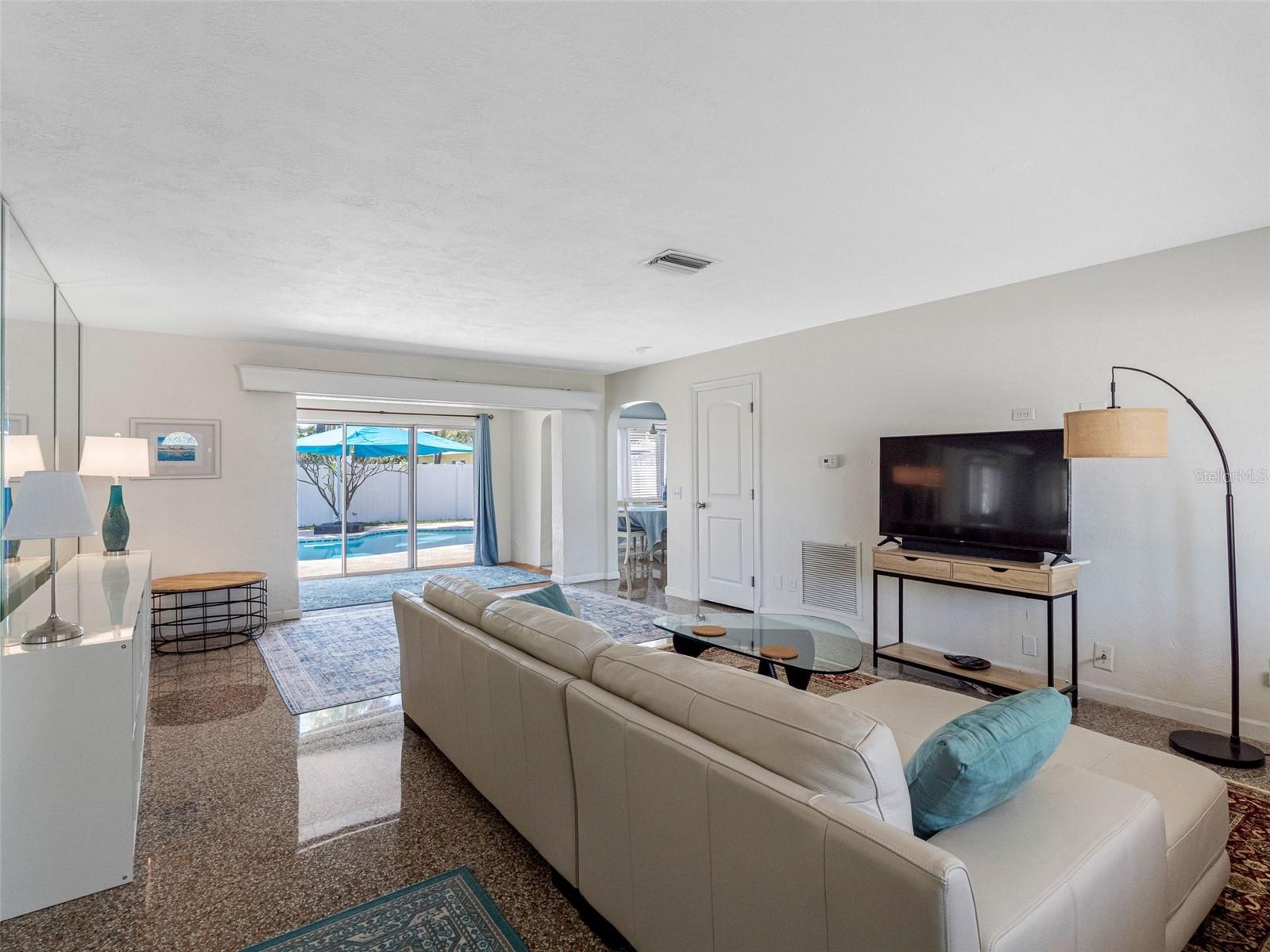 Image 6 of 24 For 429 87th Avenue
