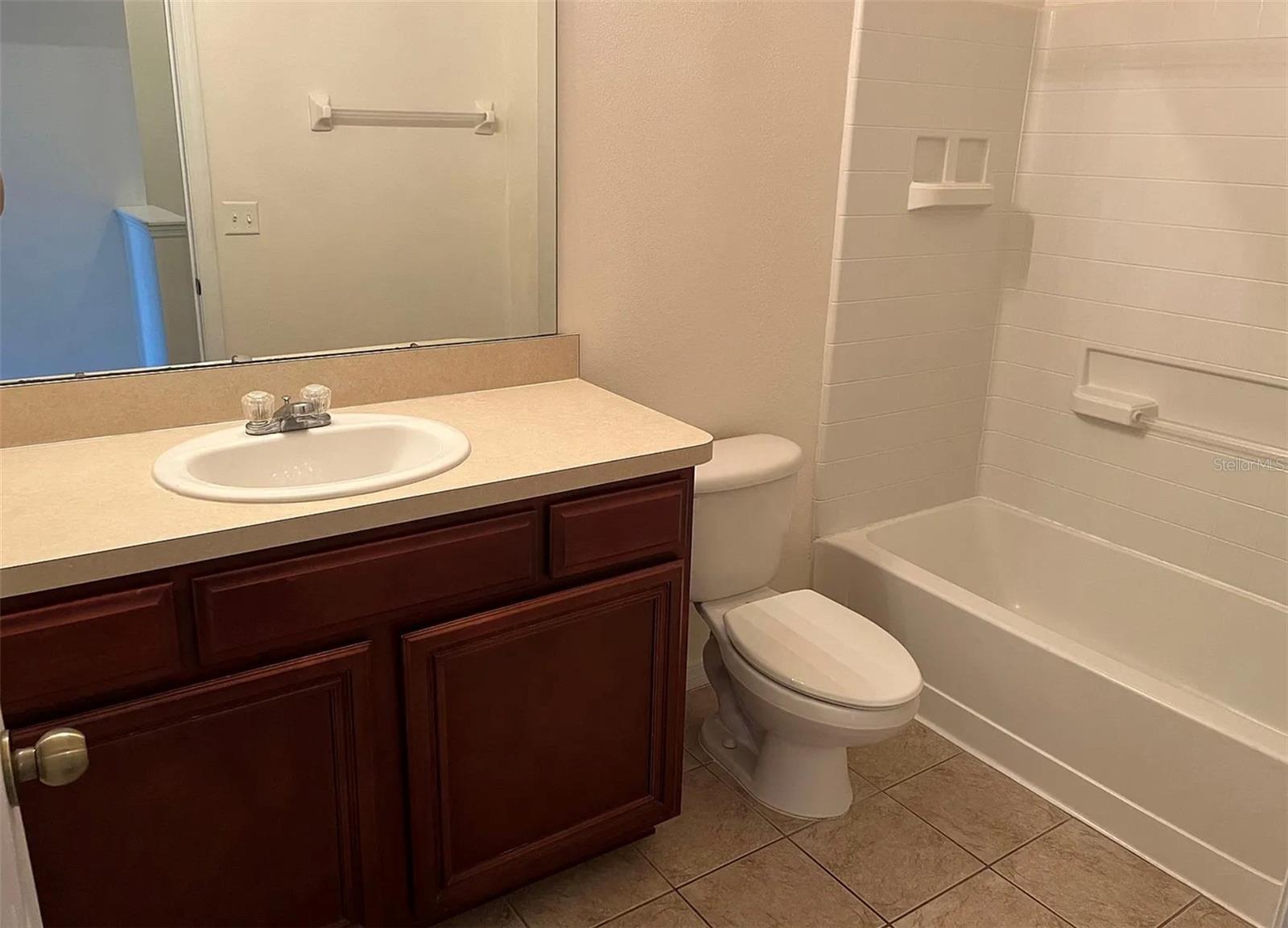 Image 18 of 34 For 6706 Eagle Feather Drive