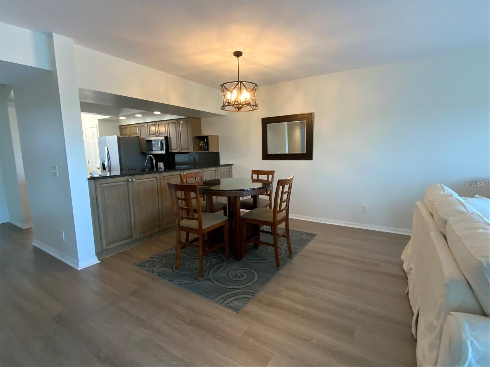 Image 12 of 50 For 6315 Shoreline Drive 3204