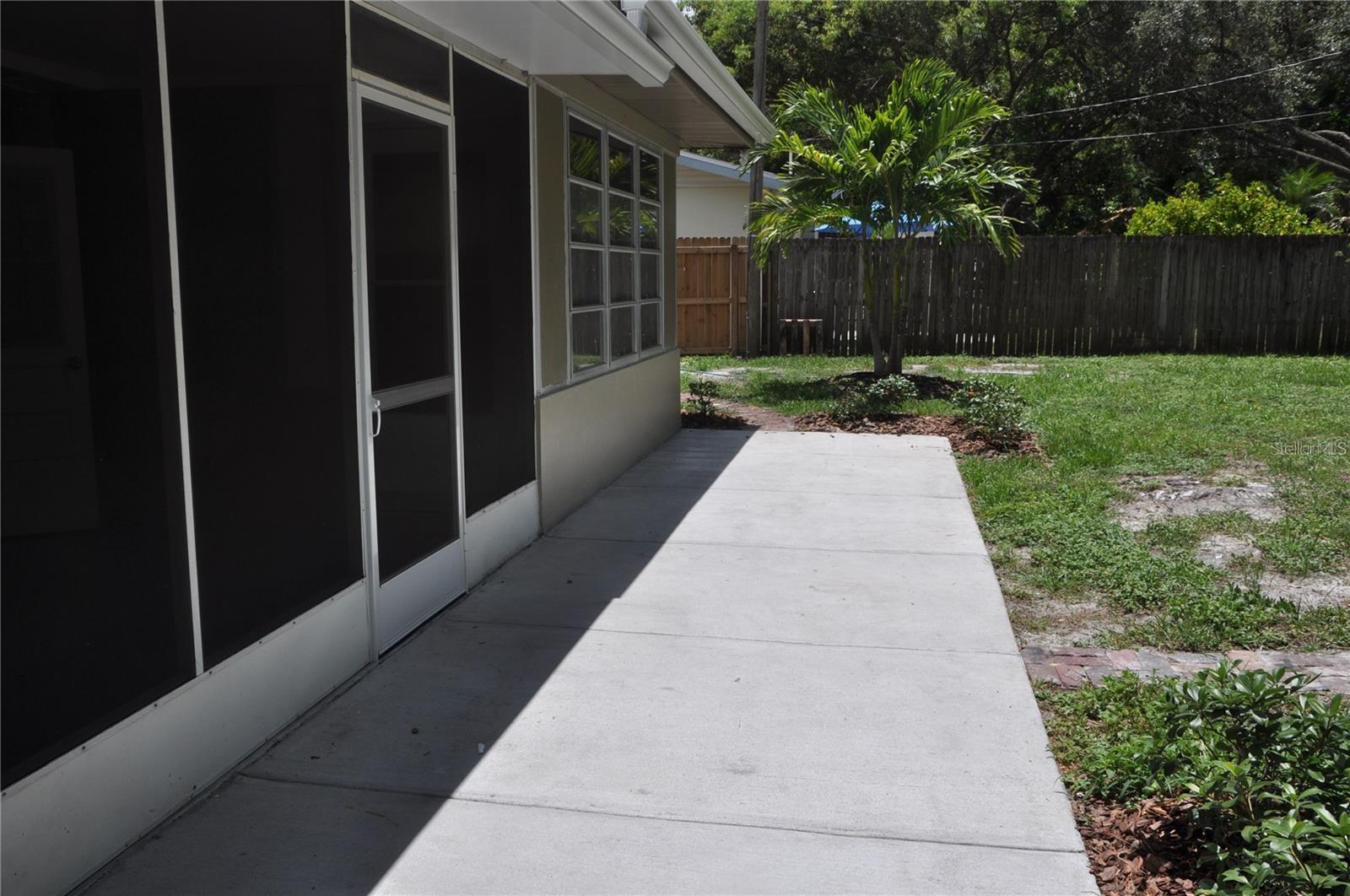 Image 12 of 16 For 1738 Santa Anna Drive