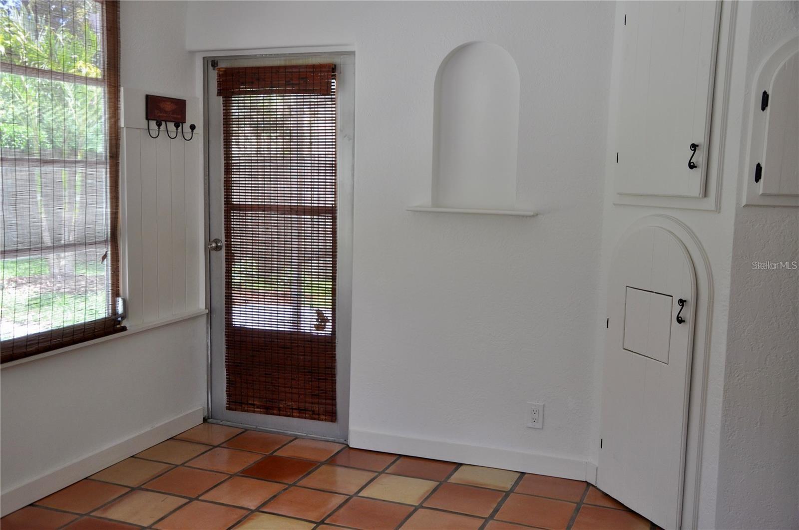 Image 7 of 16 For 1738 Santa Anna Drive