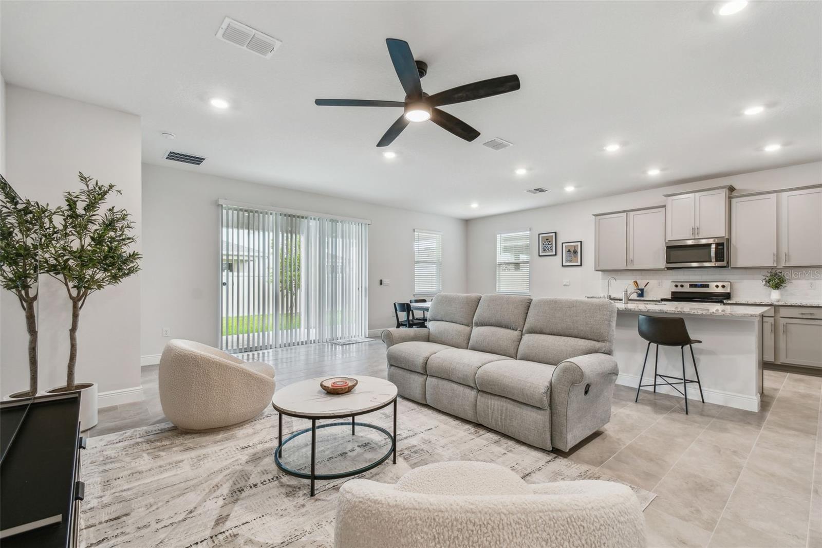 Image 11 of 63 For 2518 Chapel Oak Bend