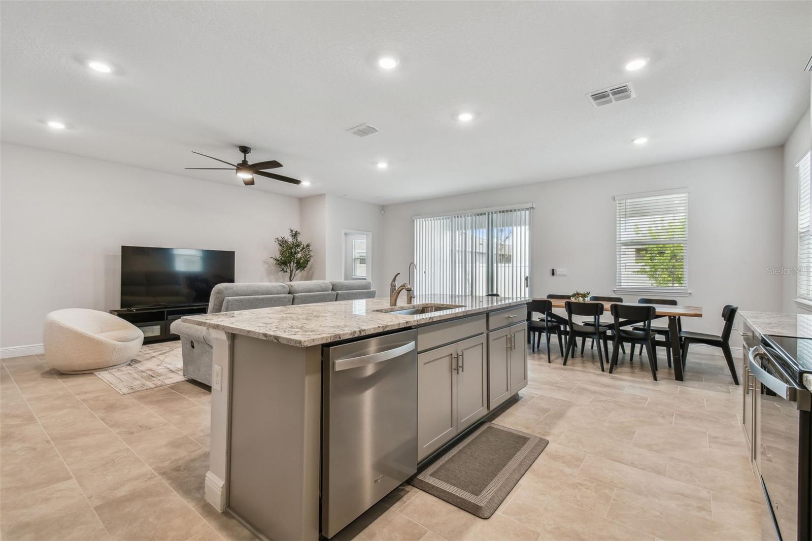 Image 15 of 63 For 2518 Chapel Oak Bend