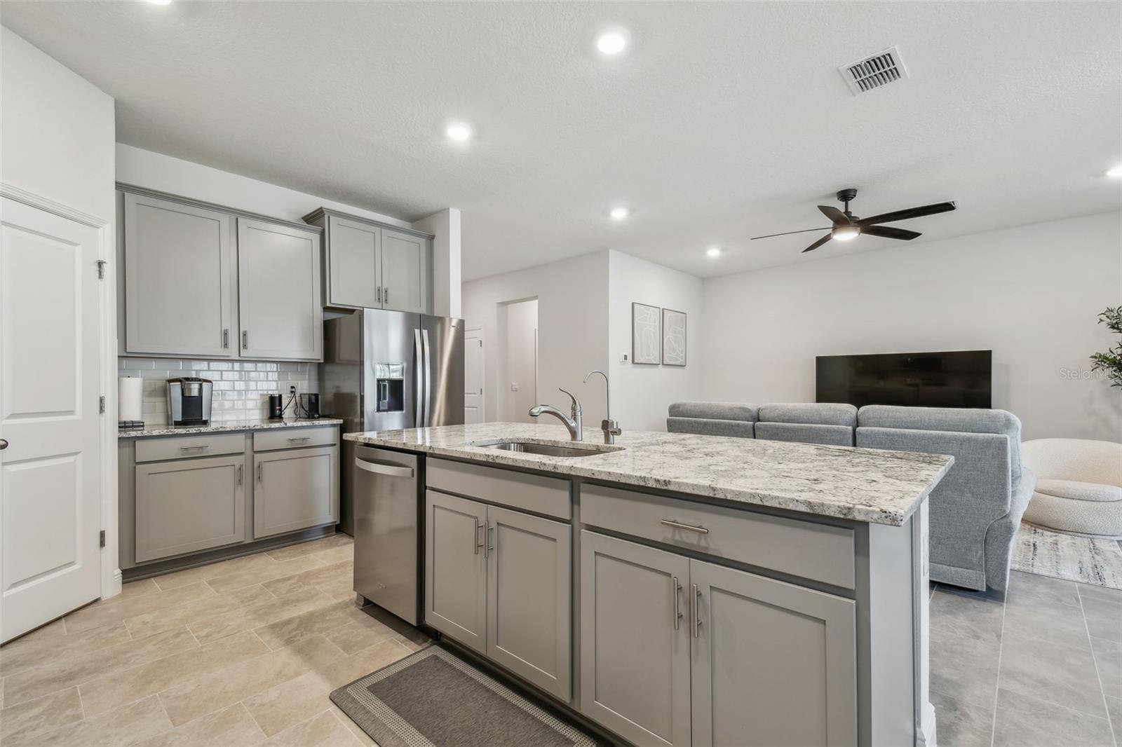 Image 16 of 63 For 2518 Chapel Oak Bend