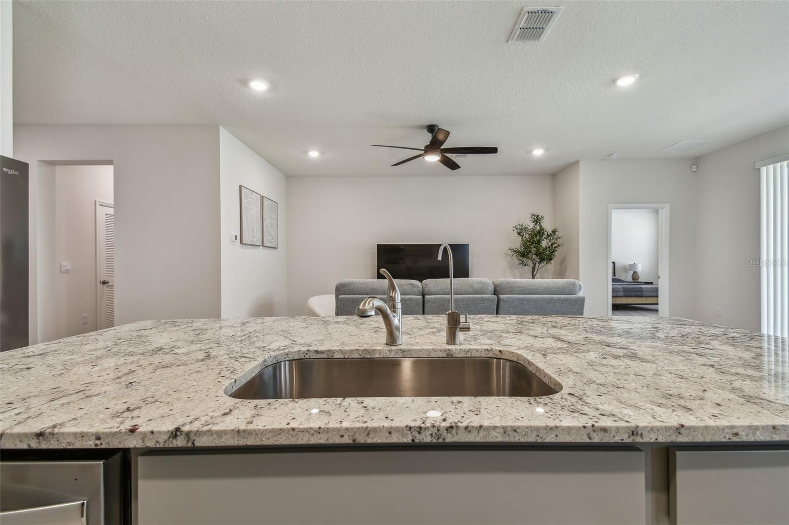 Image 18 of 63 For 2518 Chapel Oak Bend