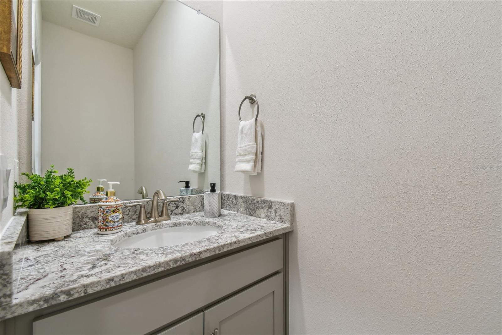 Image 26 of 63 For 2518 Chapel Oak Bend