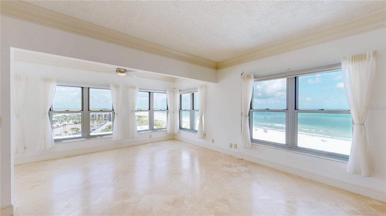 Image 15 of 61 For 4950 Gulf Boulevard 903