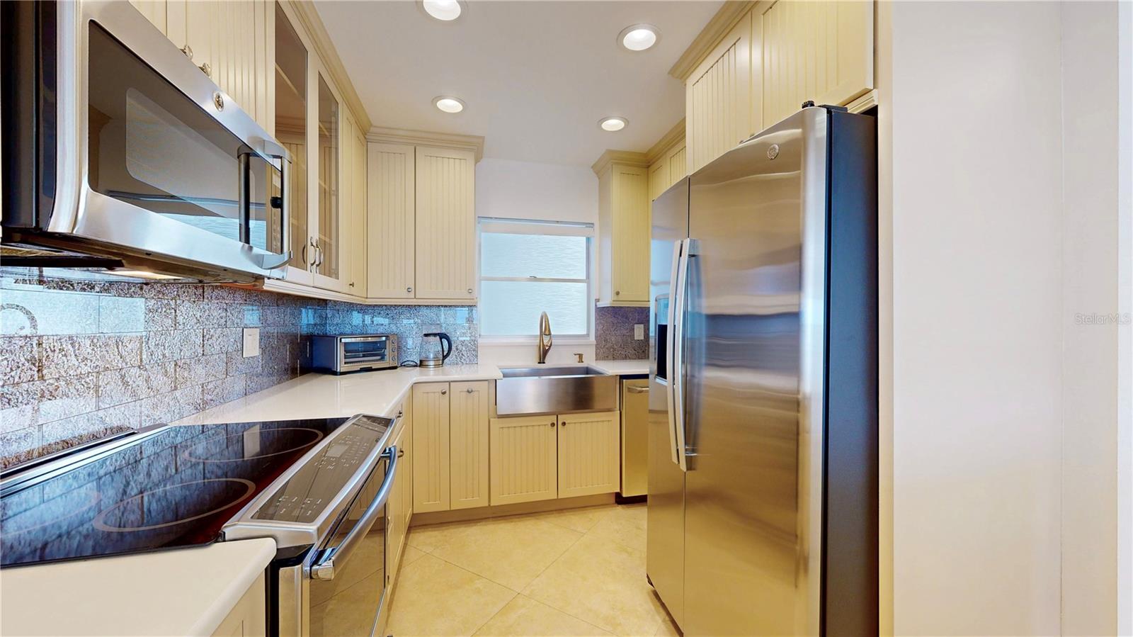 Image 20 of 61 For 4950 Gulf Boulevard 903