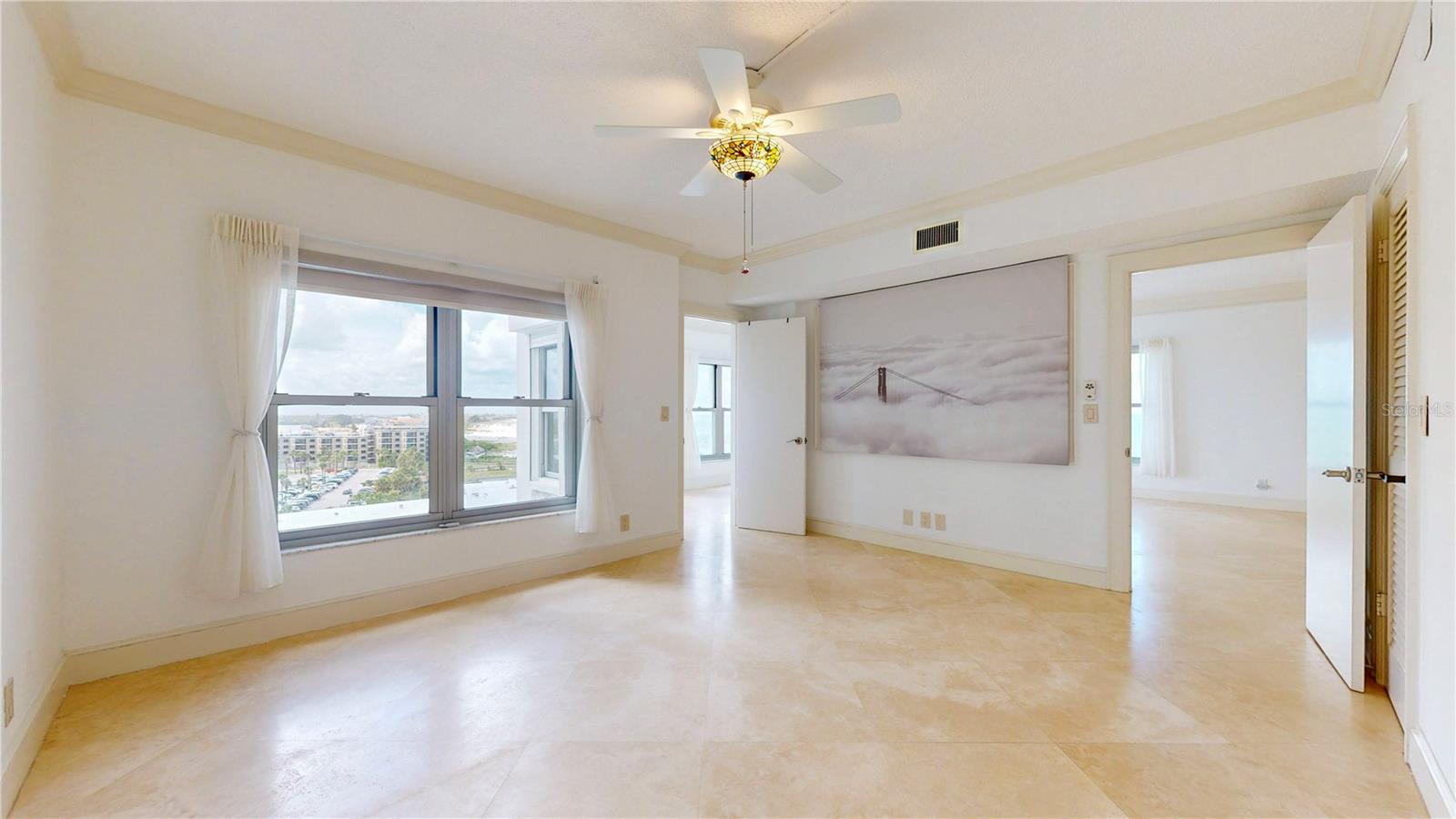 Image 27 of 61 For 4950 Gulf Boulevard 903