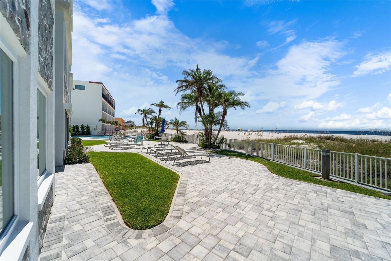Image 47 of 61 For 4950 Gulf Boulevard 903