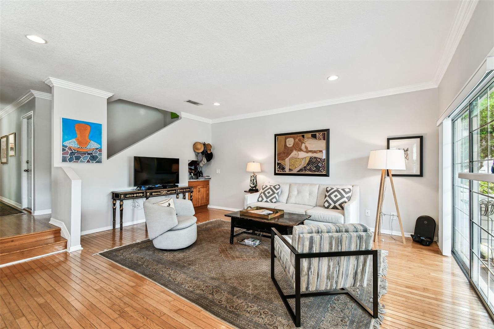 Image 18 of 56 For 5207 Bayshore Boulevard 16