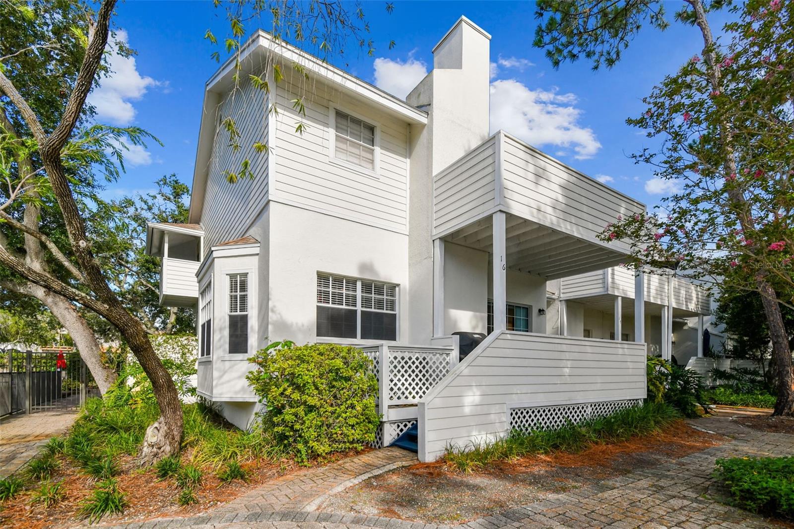 Image 34 of 56 For 5207 Bayshore Boulevard 16