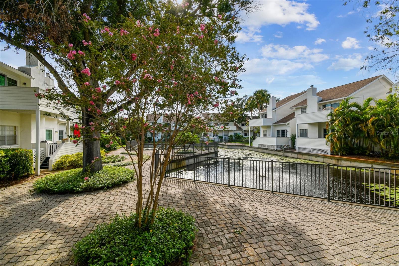 Image 35 of 56 For 5207 Bayshore Boulevard 16