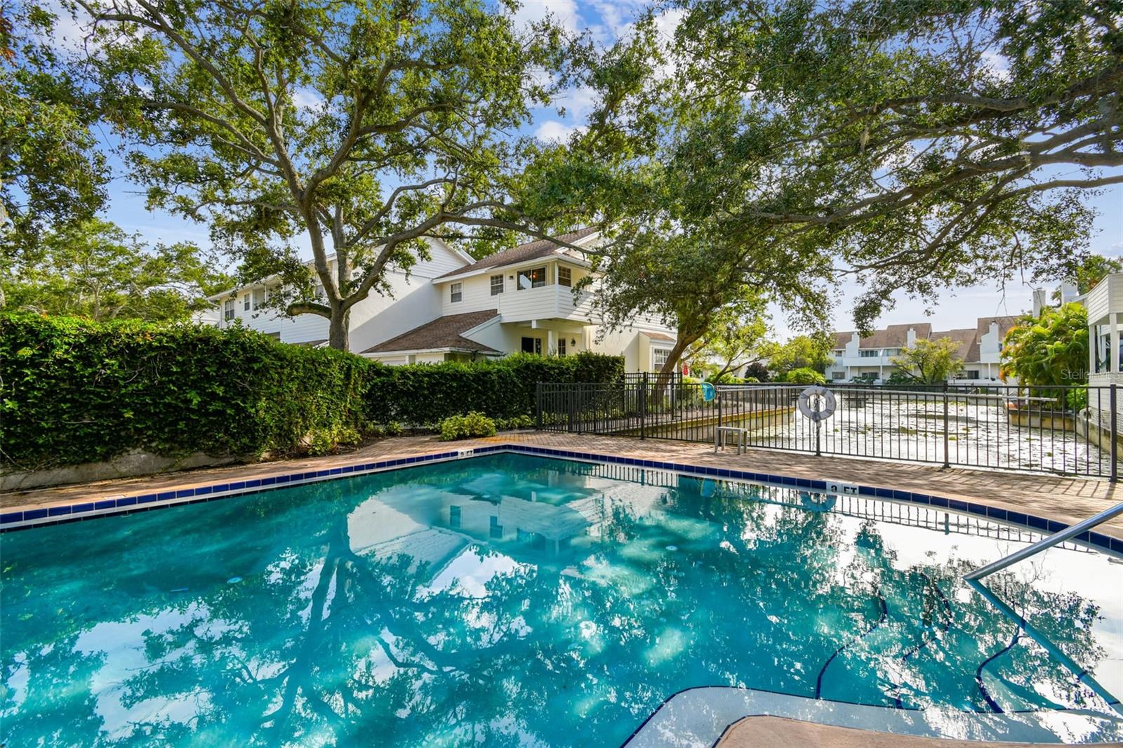 Image 46 of 56 For 5207 Bayshore Boulevard 16