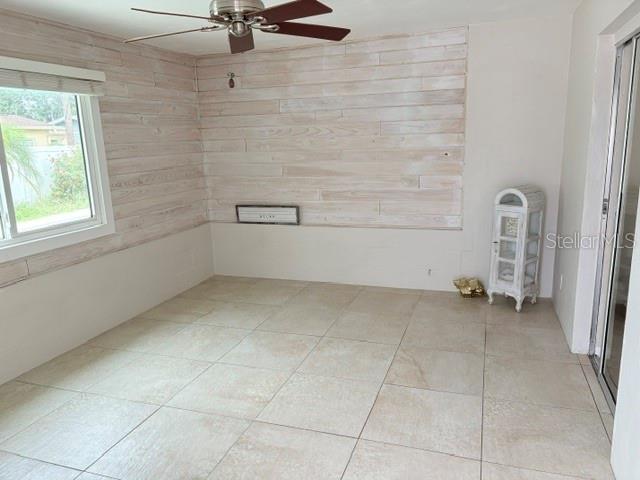 Image 7 of 12 For 5635 20th Avenue N