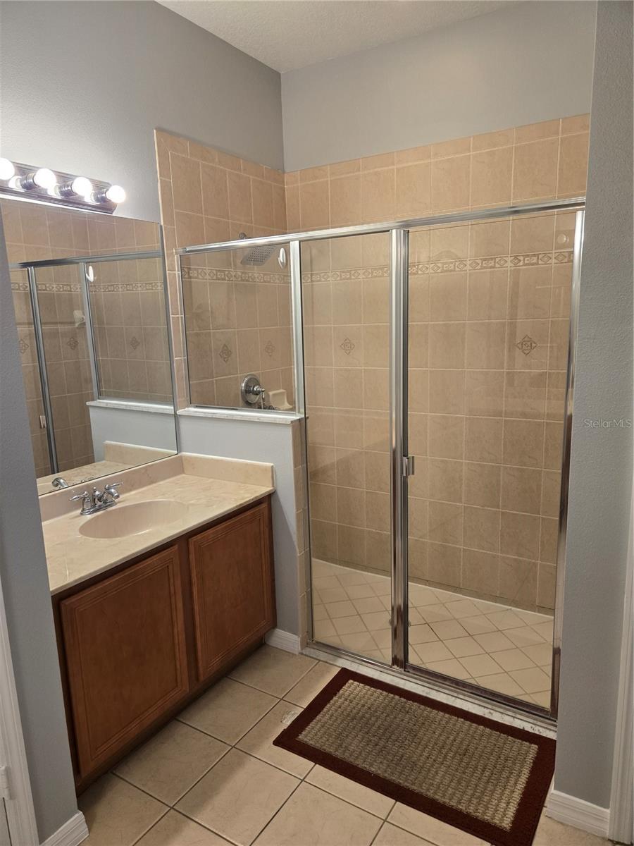 Image 15 of 20 For 20307 Oak Key Court