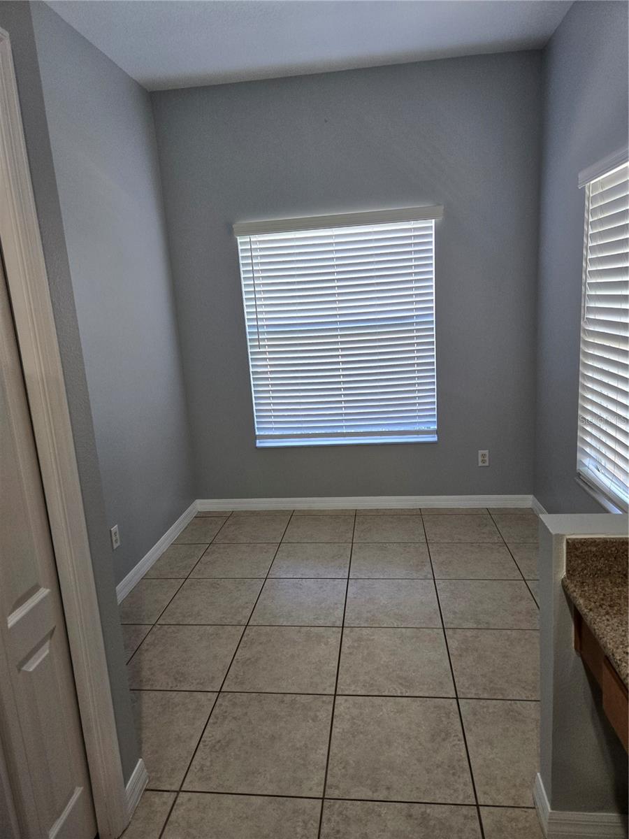 Image 5 of 20 For 20307 Oak Key Court