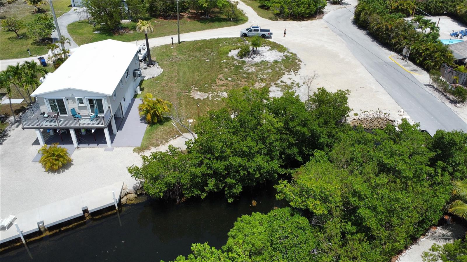 Image 3 of 4 For 2080 Coral Way
