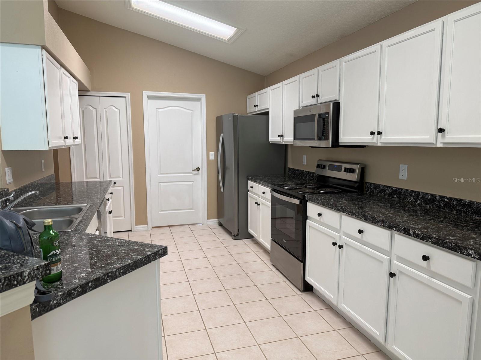 Image 11 of 21 For 10609 Chambers Drive