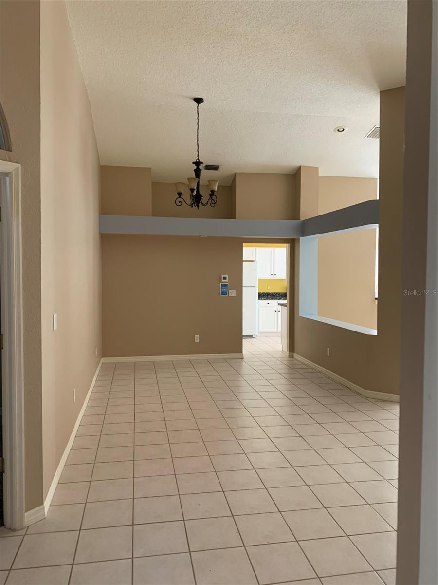 Image 4 of 10 For 10609 Chambers Drive
