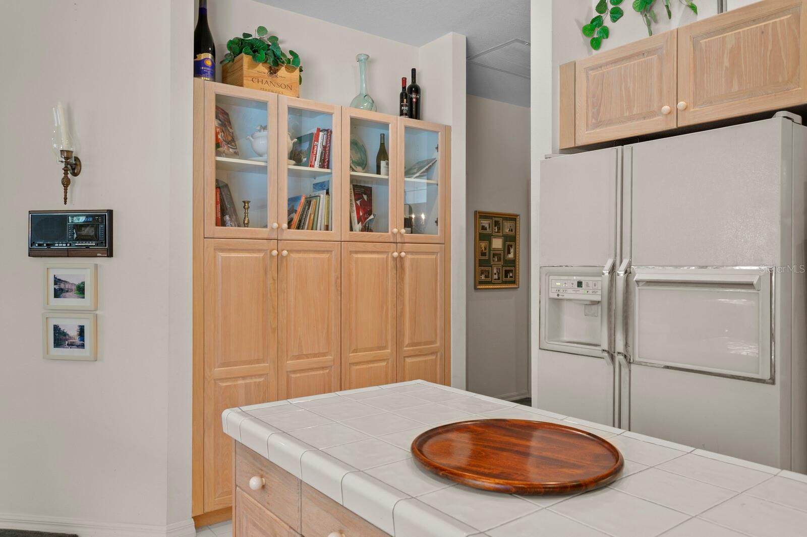 Image 11 of 32 For 6306 Queensway Drive