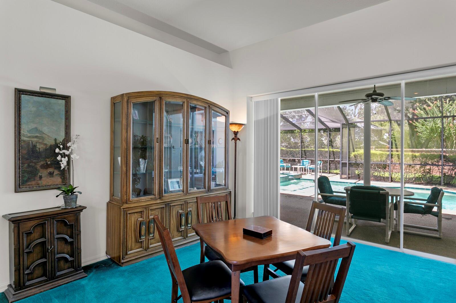 Image 14 of 32 For 6306 Queensway Drive