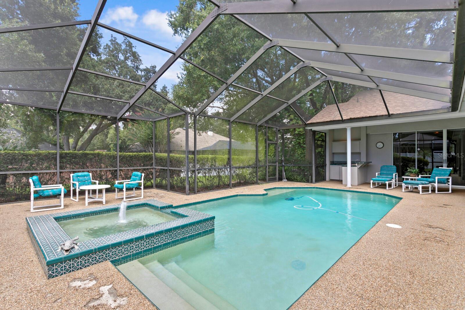Image 5 of 32 For 6306 Queensway Drive