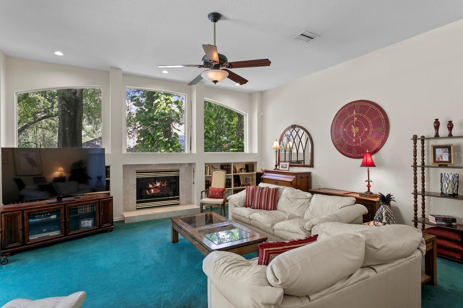 Image 6 of 32 For 6306 Queensway Drive