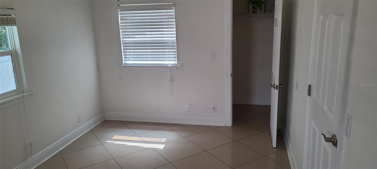 Image 6 of 8 For 807 Turner Street 4