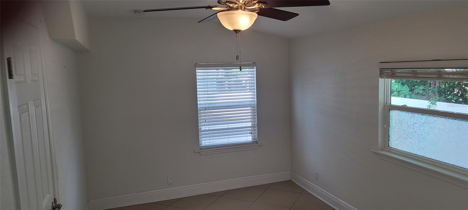 Image 7 of 8 For 807 Turner Street 4