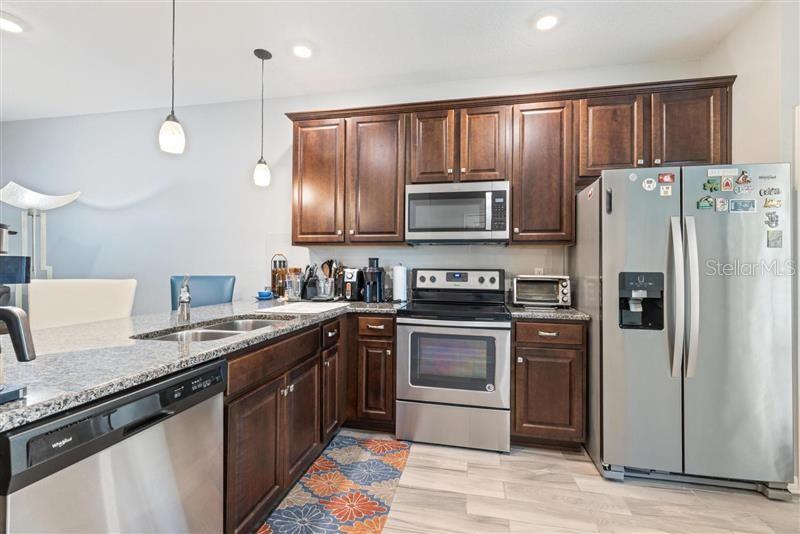 Image 3 of 29 For 1117 Hillhurst Drive