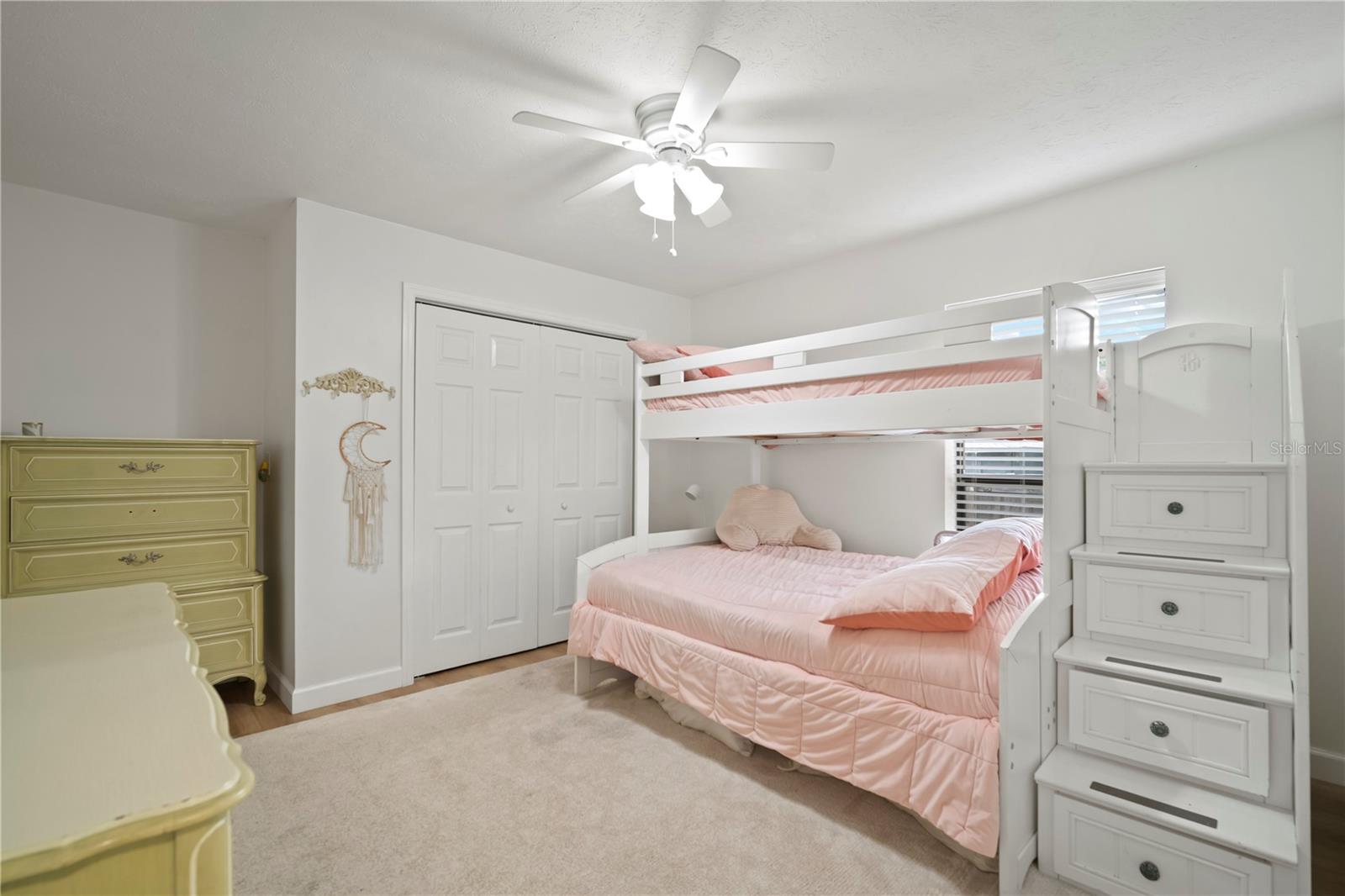 Image 17 of 39 For 22238 River Rock Drive
