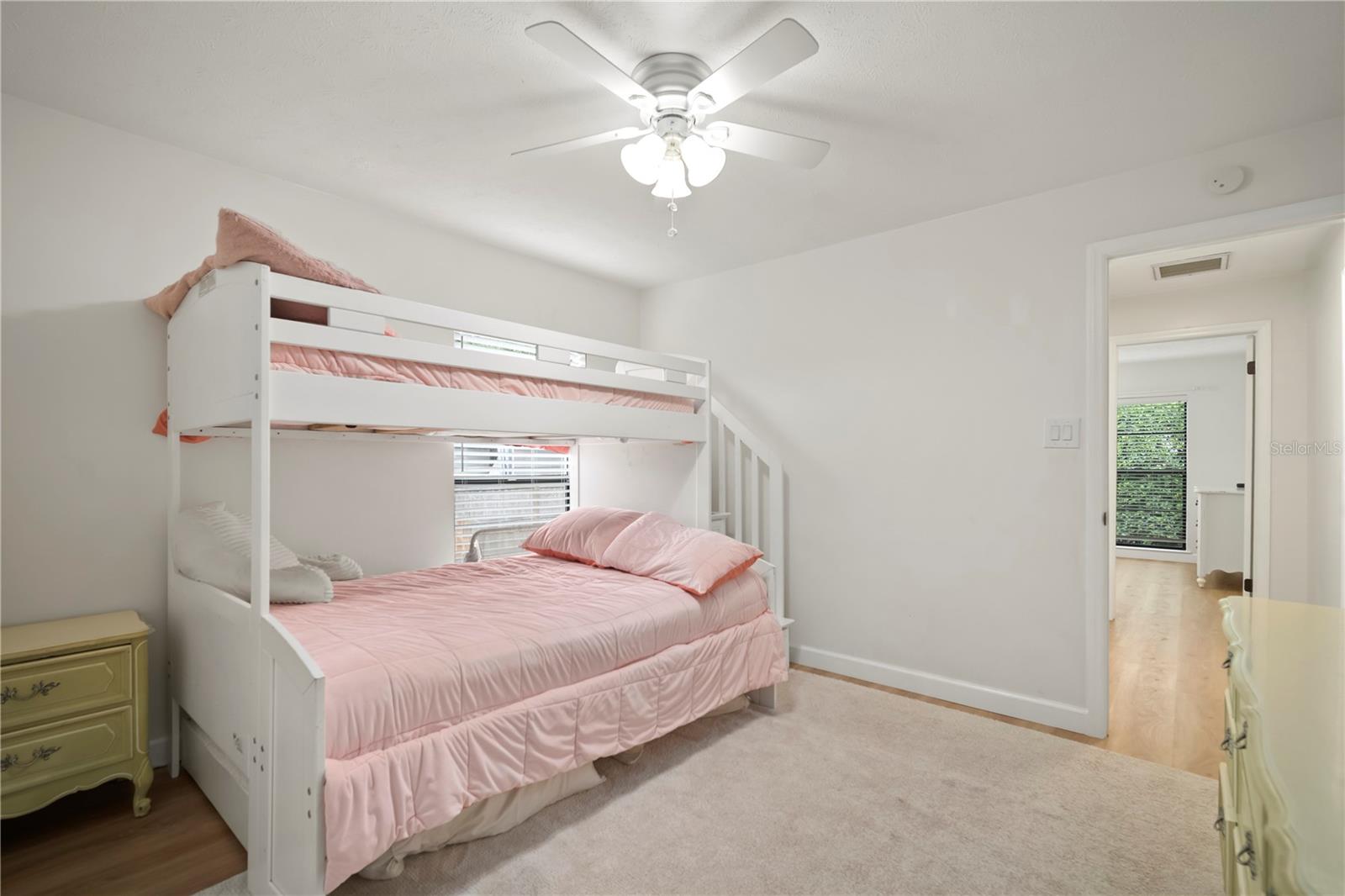 Image 18 of 39 For 22238 River Rock Drive