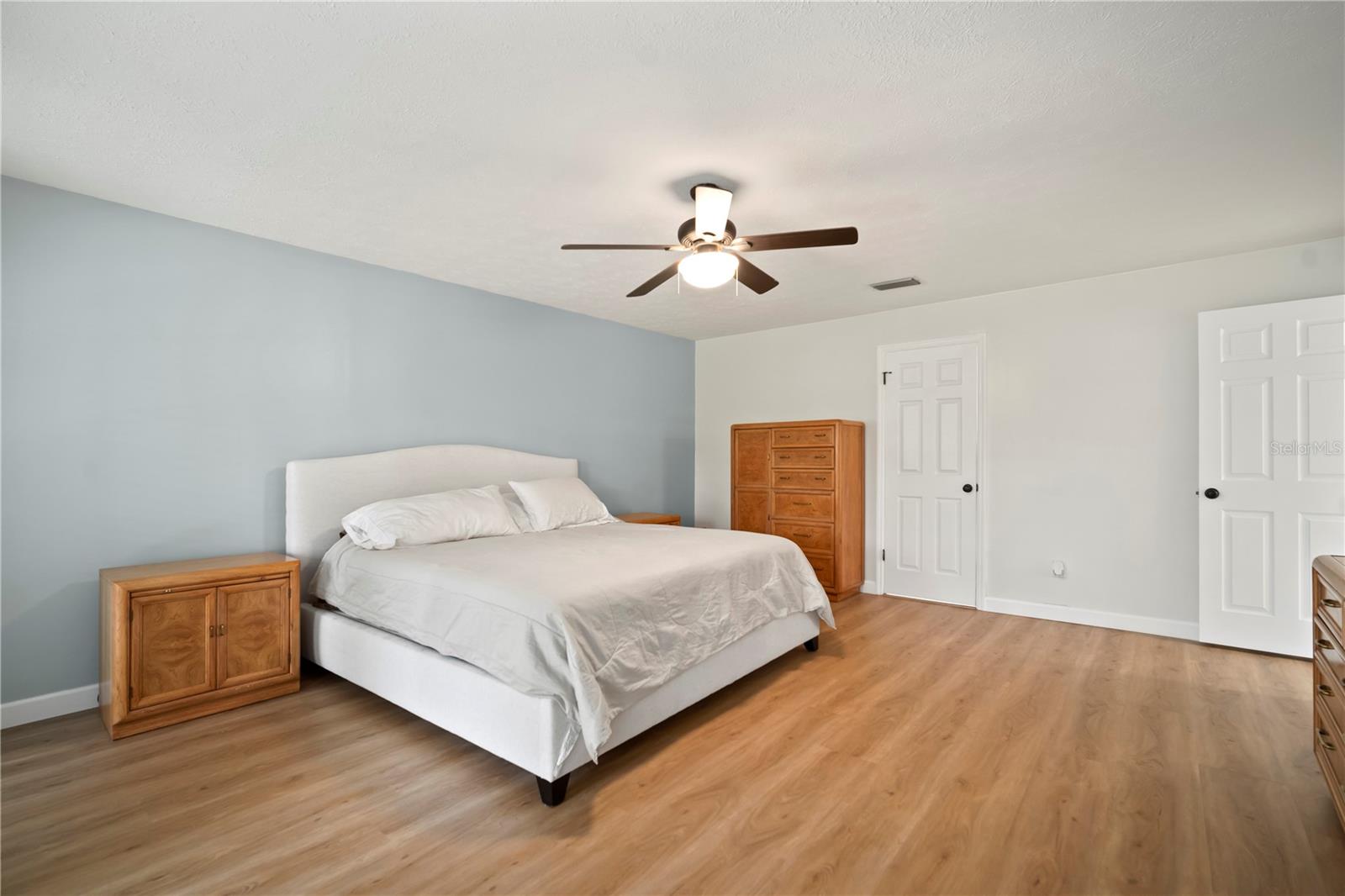 Image 22 of 39 For 22238 River Rock Drive