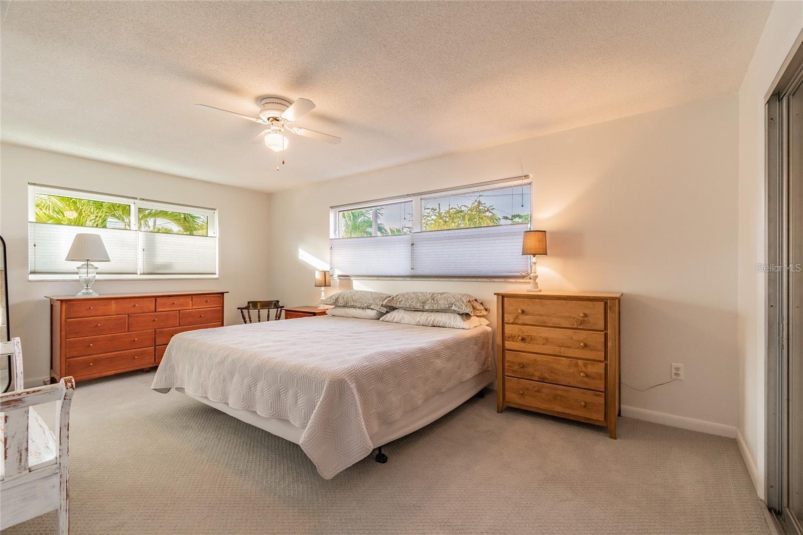 Image 16 of 30 For 109 24th Street