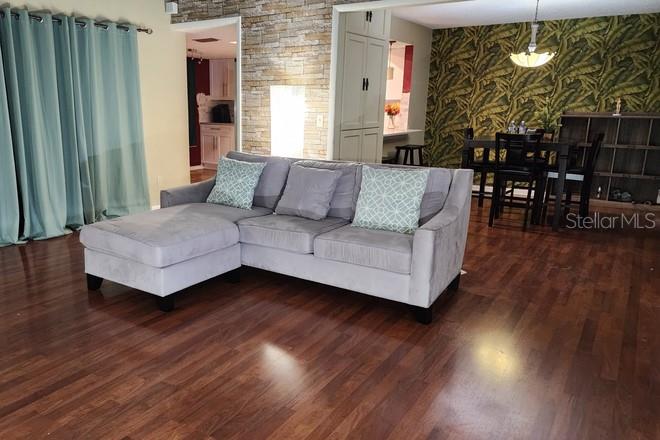 Image 4 of 18 For 4811 Puritan Circle 4811