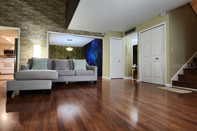 Image 5 of 18 For 4811 Puritan Circle 4811