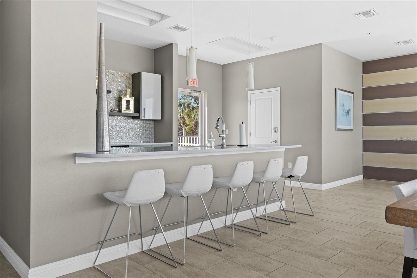 Image 42 of 47 For 223 Island Way  2c