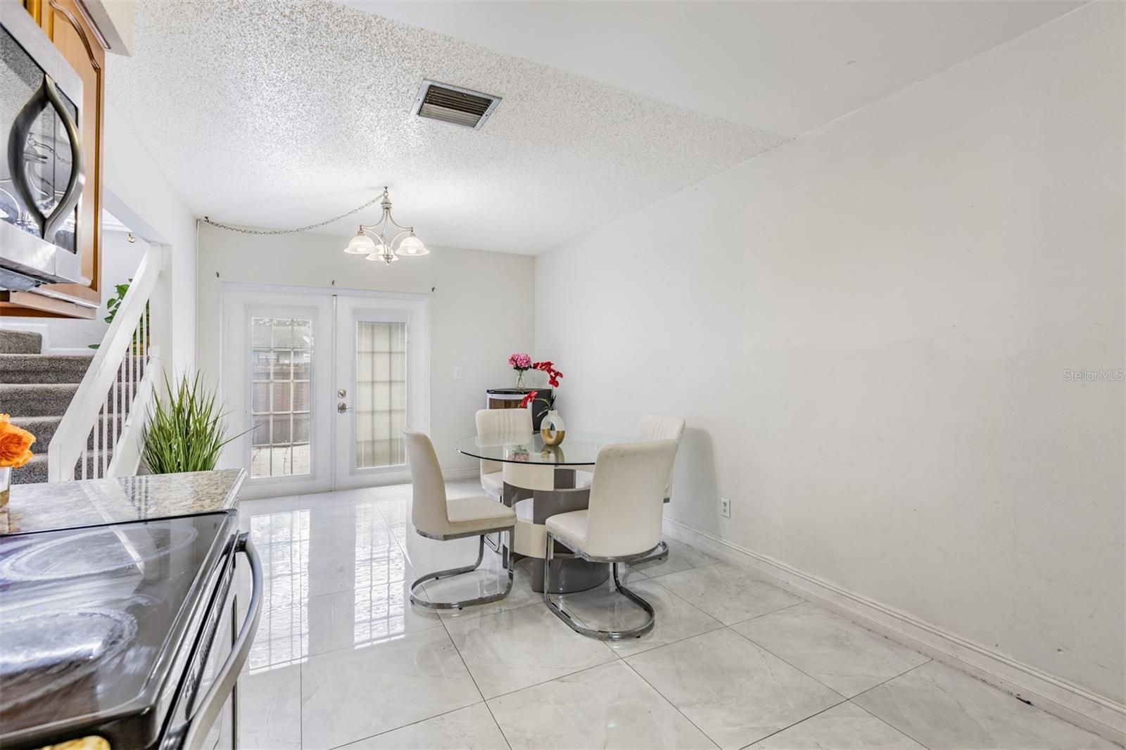 Image 10 of 28 For 10520 Winrock Place