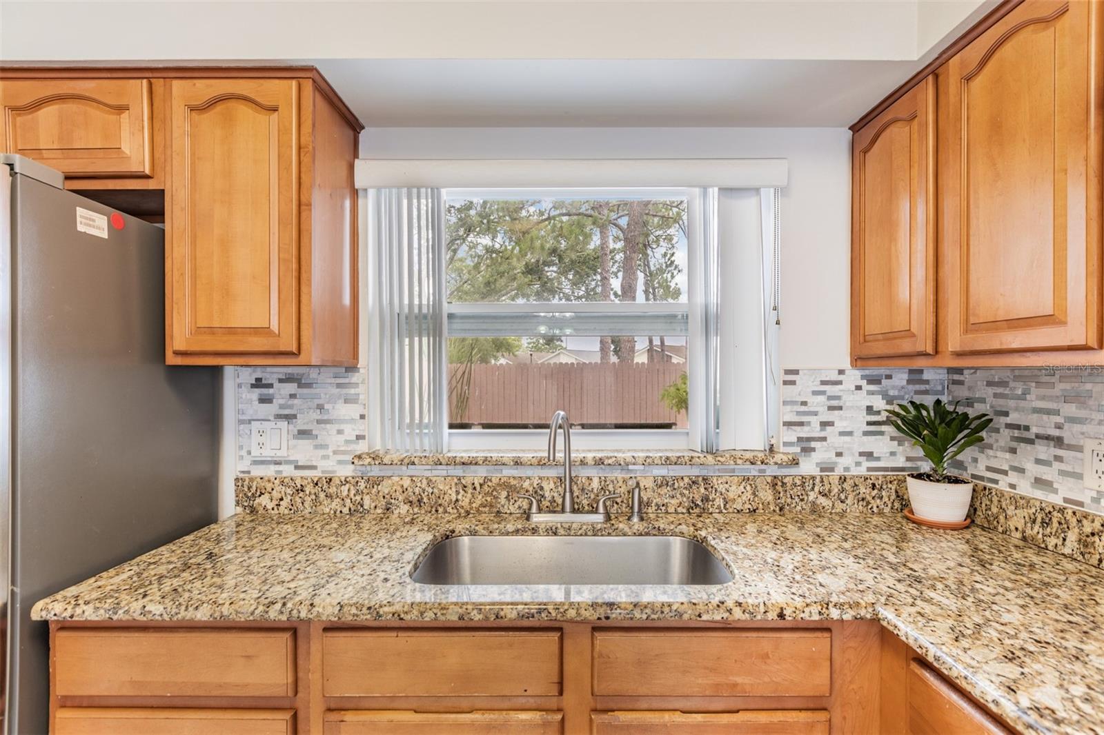 Image 13 of 28 For 10520 Winrock Place