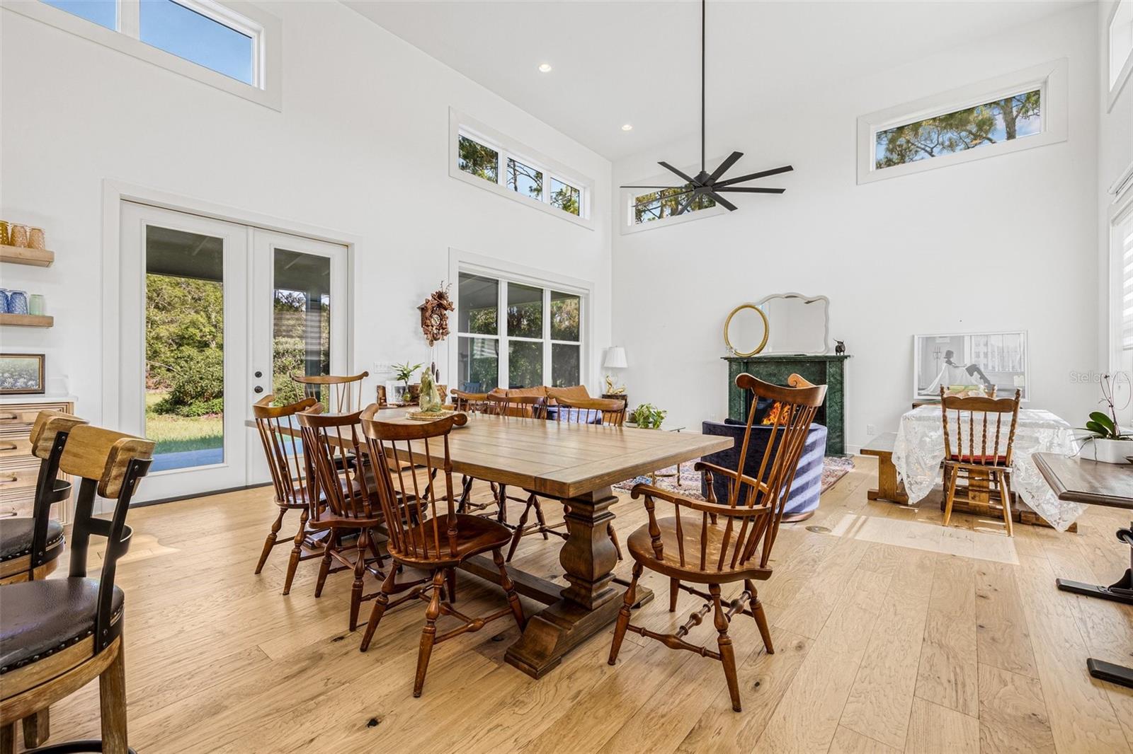 Image 7 of 37 For 8843 Kenton Road