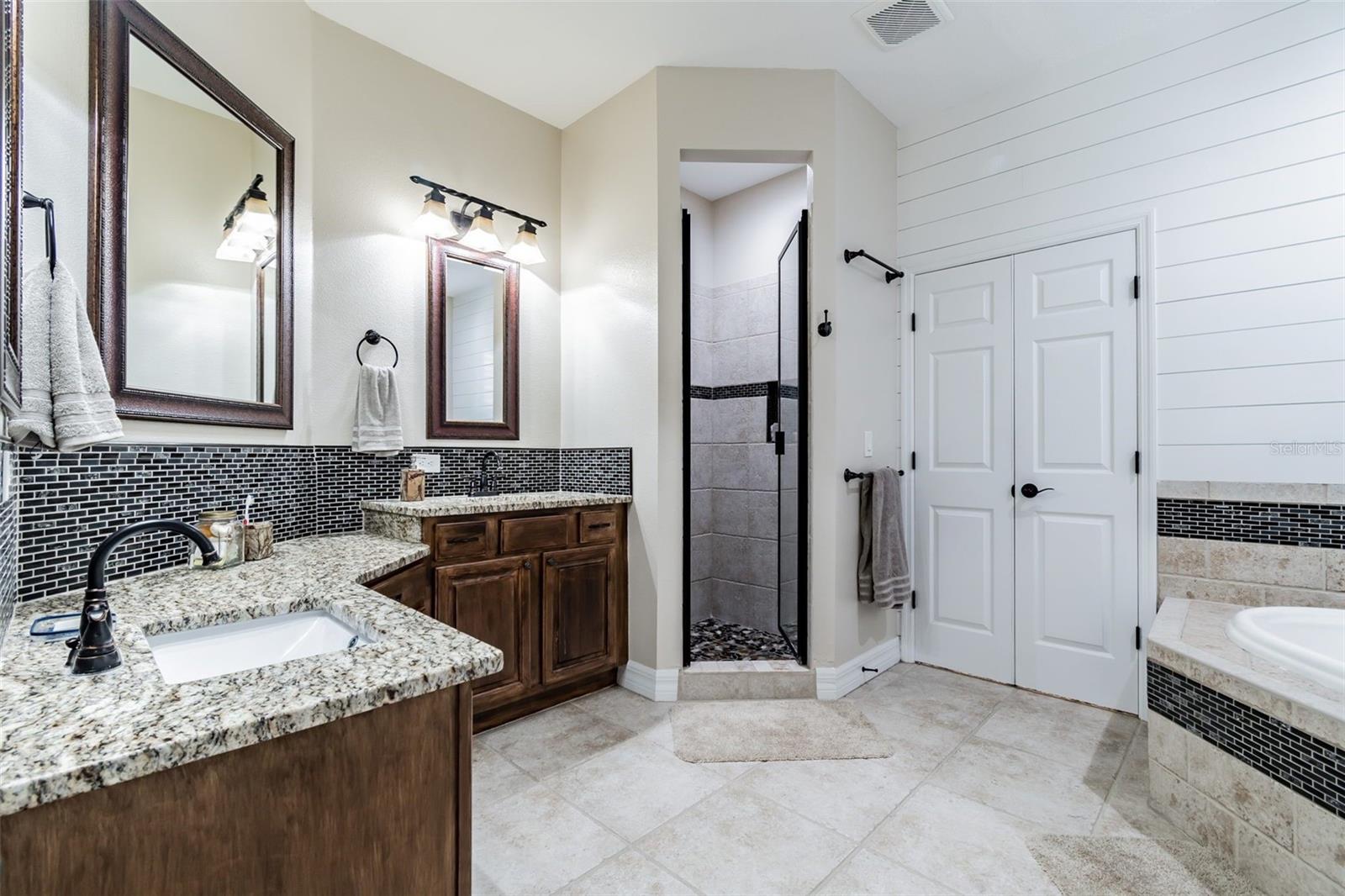 Image 13 of 30 For 539 Treviso Drive