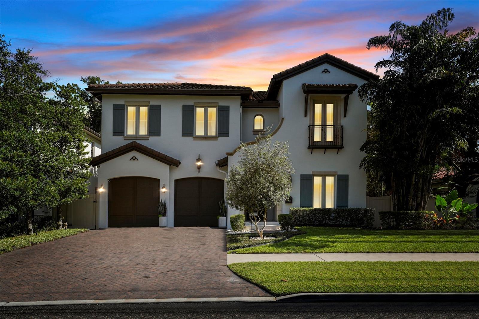 Listing photo id 1 for 4525 Swann Avenue